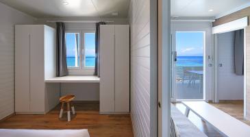 rooms with view to the sea
